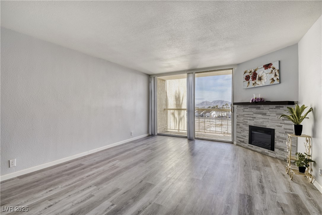 745 North Royal Crest Circle 141