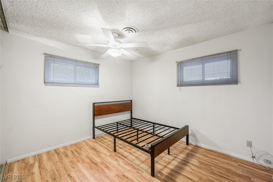 2712 Willoughby Avenue