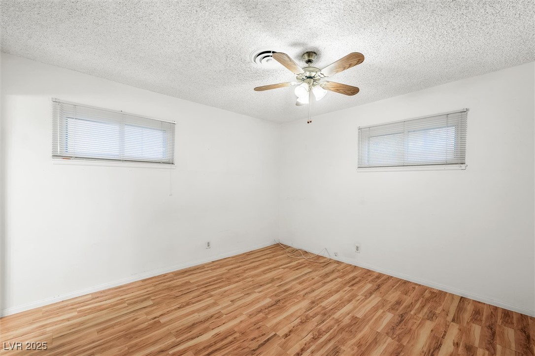 2712 Willoughby Avenue