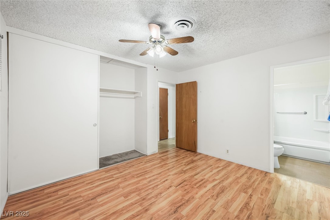 2712 Willoughby Avenue