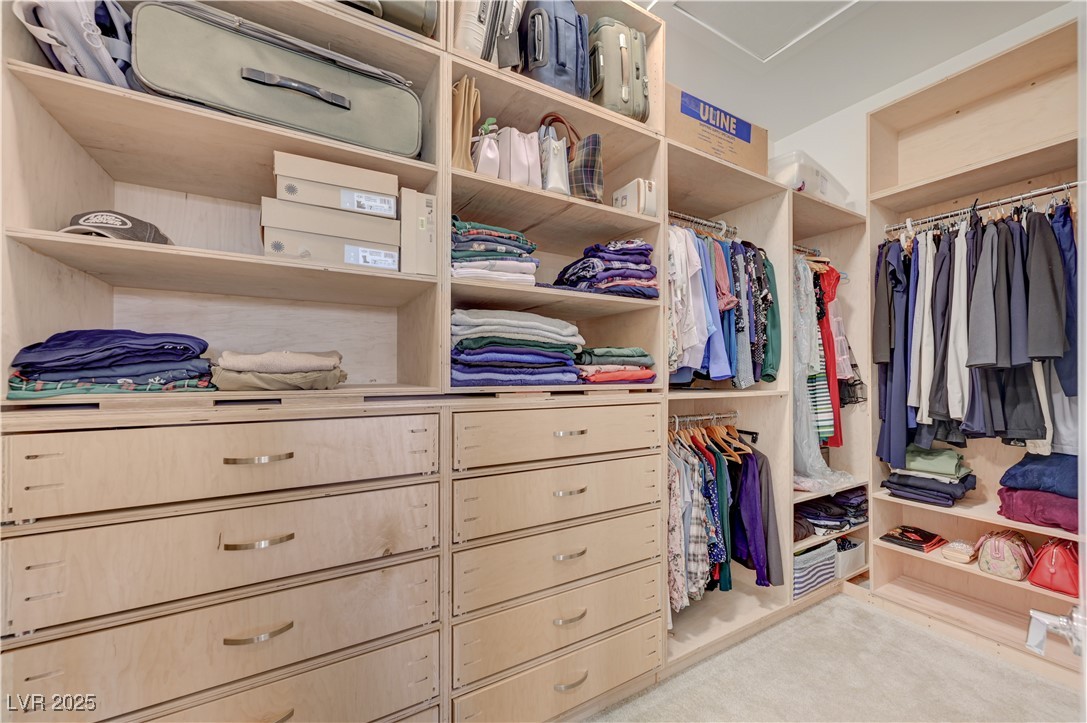 3382 Creek Bend Avenue