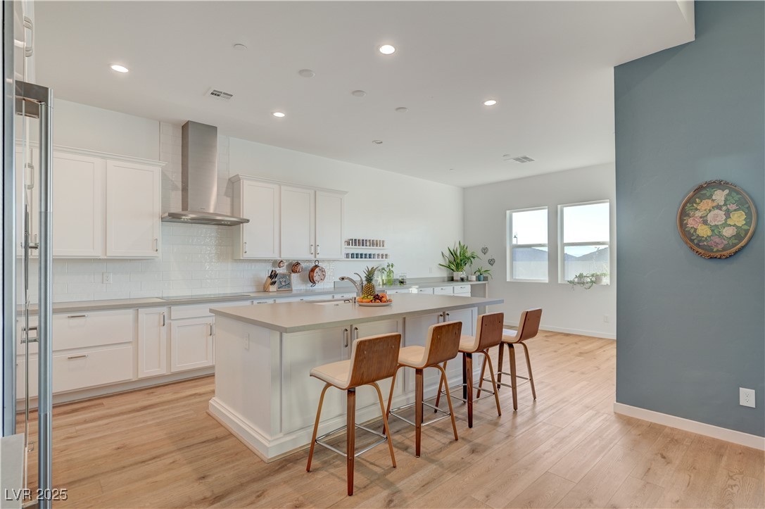 3382 Creek Bend Avenue