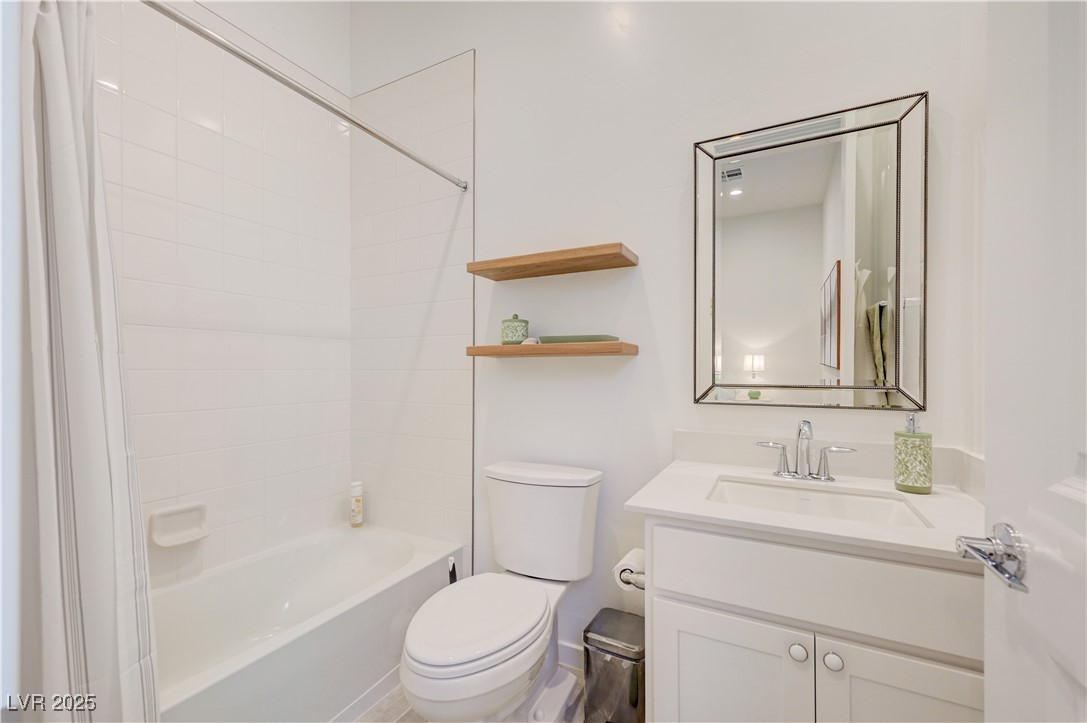 3382 Creek Bend Avenue