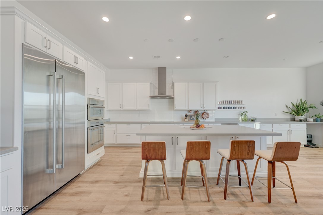 3382 Creek Bend Avenue