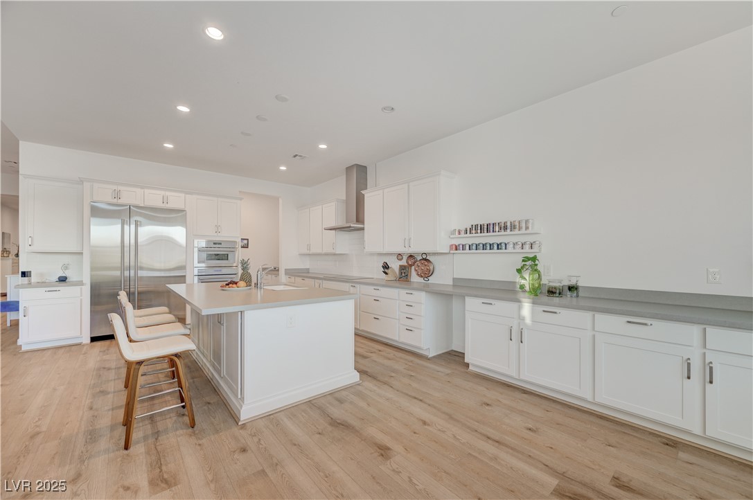 3382 Creek Bend Avenue