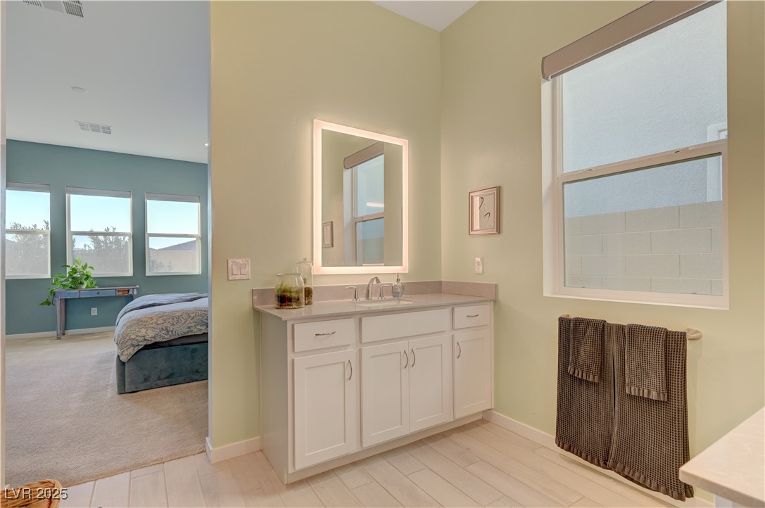 3382 Creek Bend Avenue