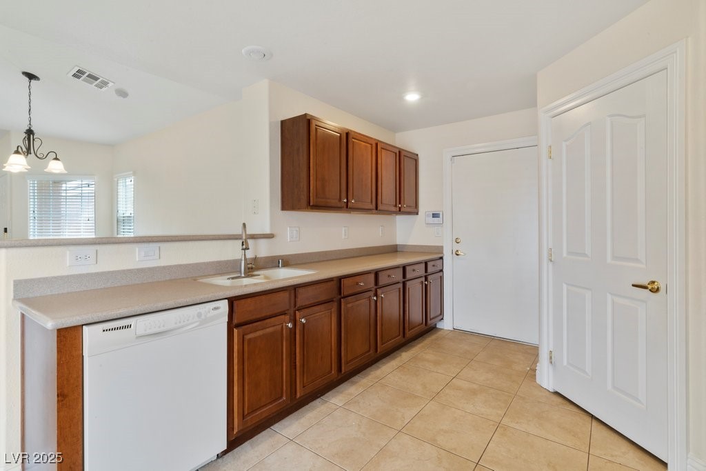 5367 Blue Oat Avenue