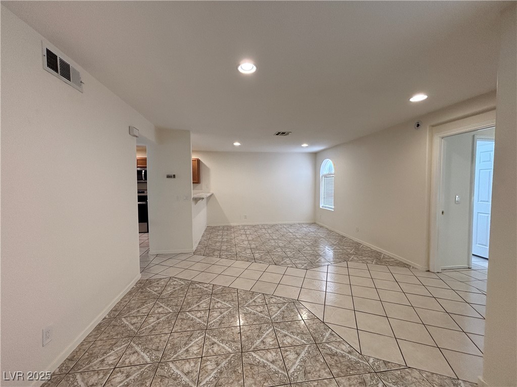 1800 Edmond Street 127