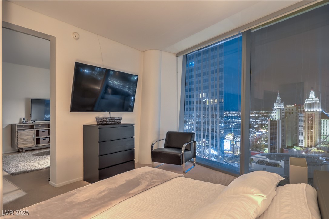 3726 Las Vegas Boulevard 3105