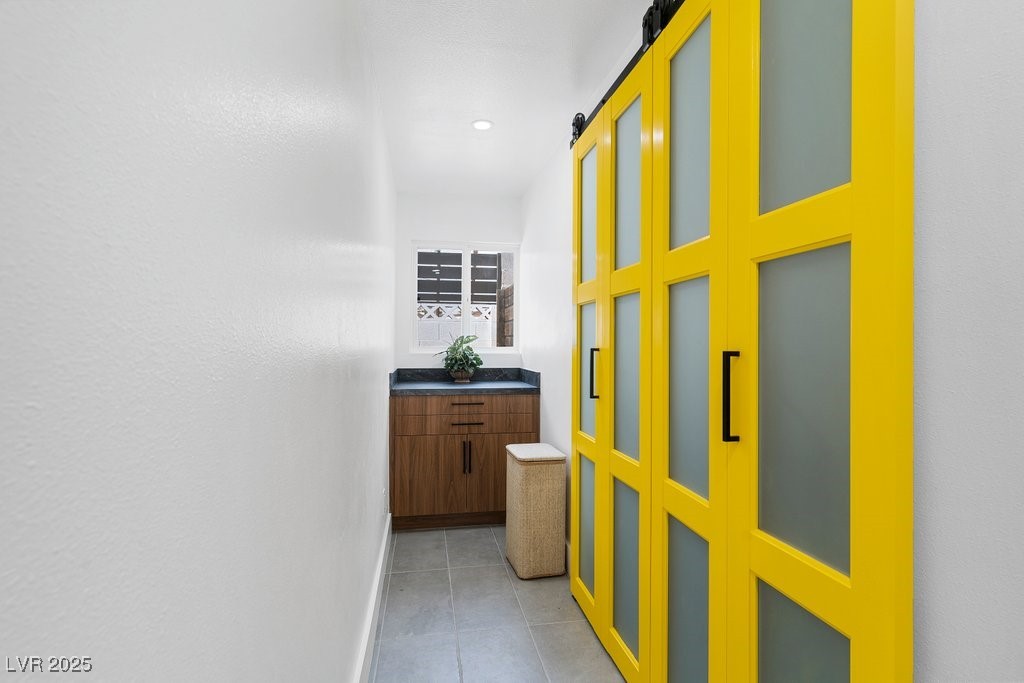 3333 Seminole Circle