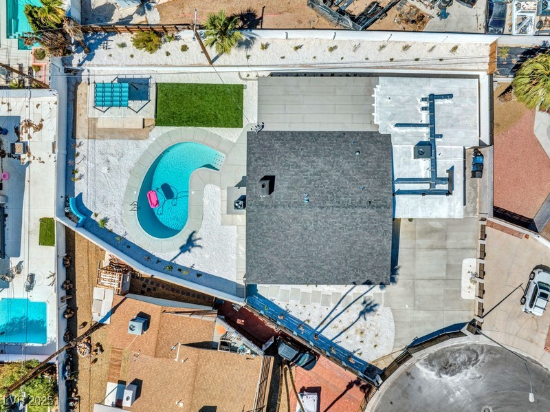 3333 Seminole Circle