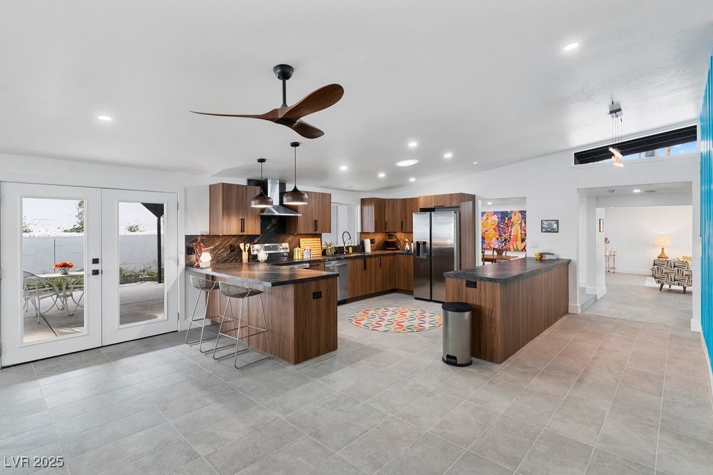 3333 Seminole Circle