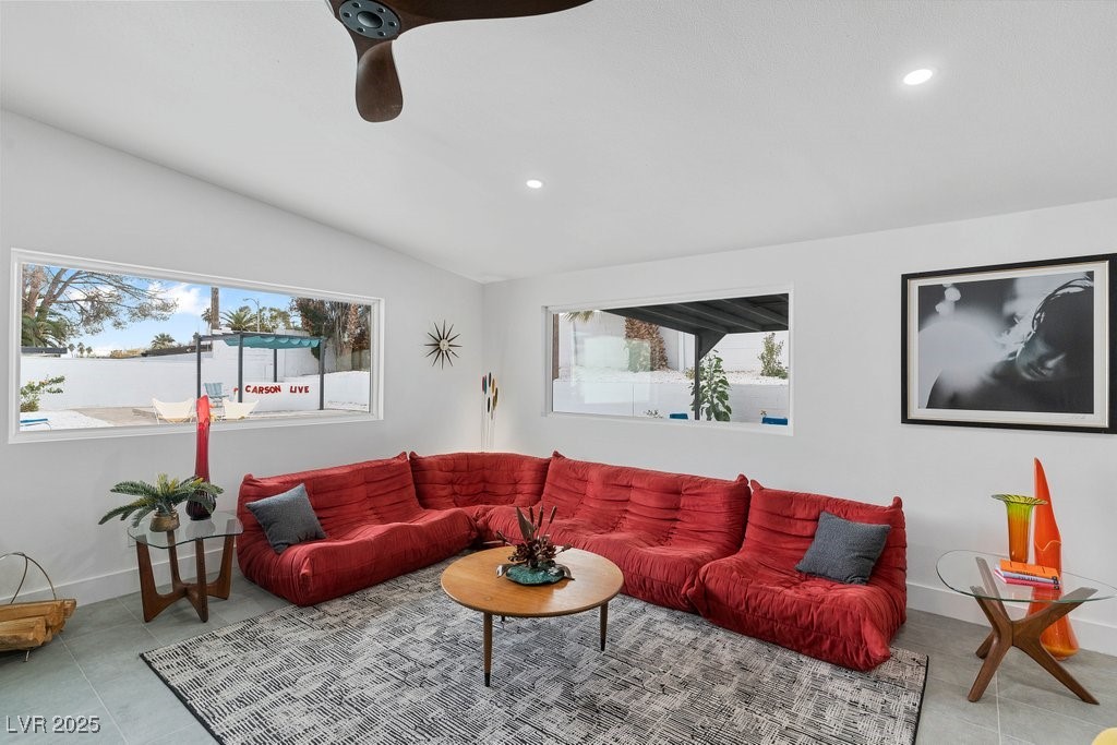 3333 Seminole Circle