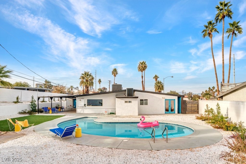 3333 Seminole Circle