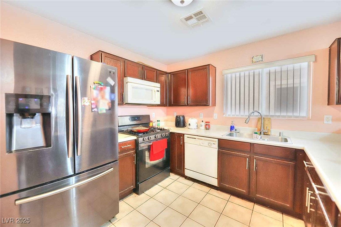 3502 Gold Sluice Avenue