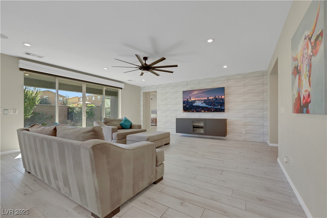 1609 Dream Canyon Avenue