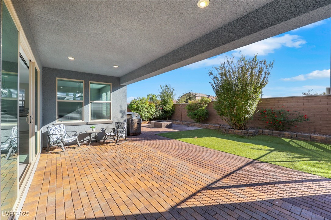 1609 Dream Canyon Avenue