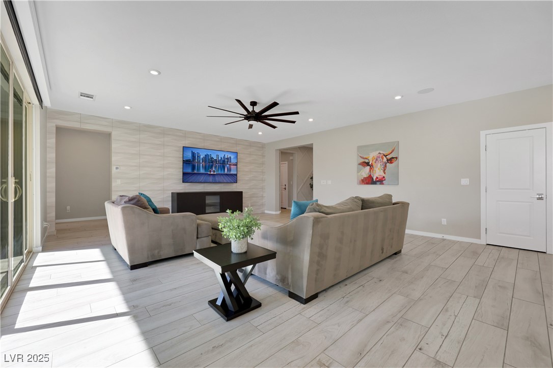 1609 Dream Canyon Avenue