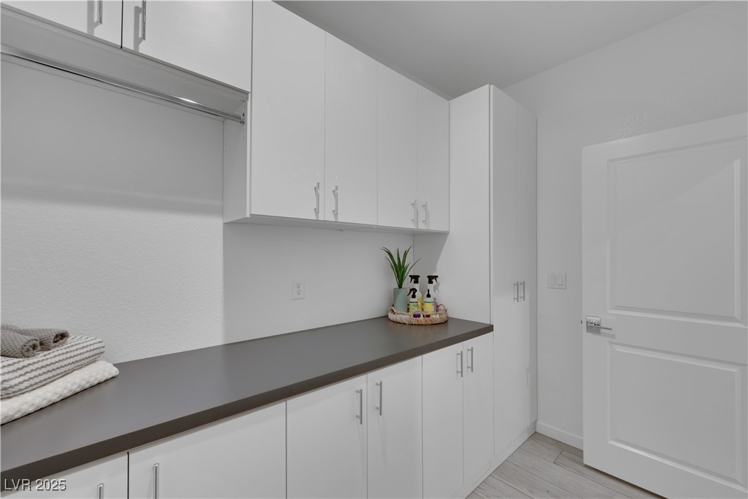 1609 Dream Canyon Avenue