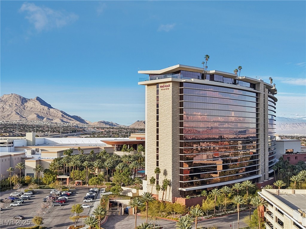 11037 Linden Leaf Avenue