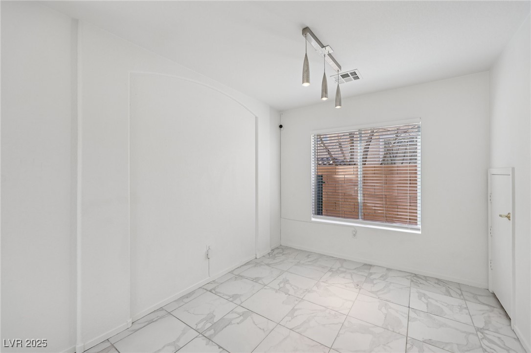 11037 Linden Leaf Avenue