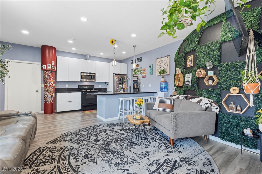 4318 Ridgecrest Drive