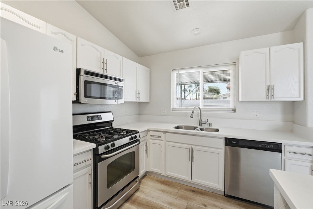 1851 Double Delight Avenue