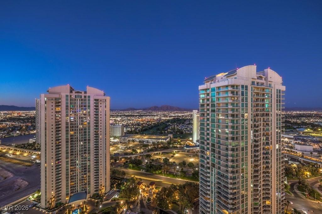 2877 Paradise Road 3302