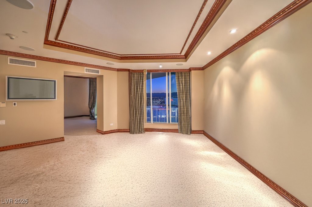 2877 Paradise Road 3302