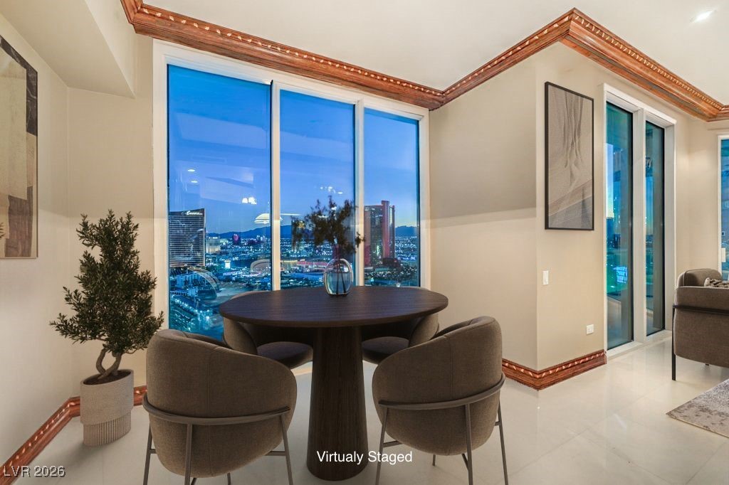 2877 Paradise Road 3302