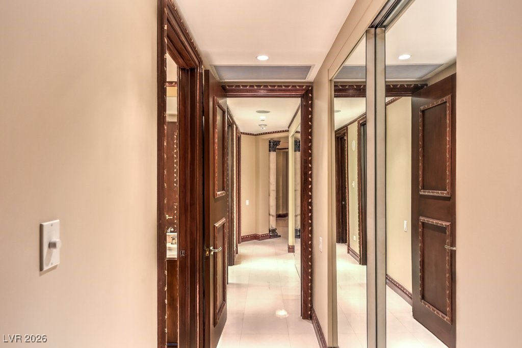 2877 Paradise Road 3302