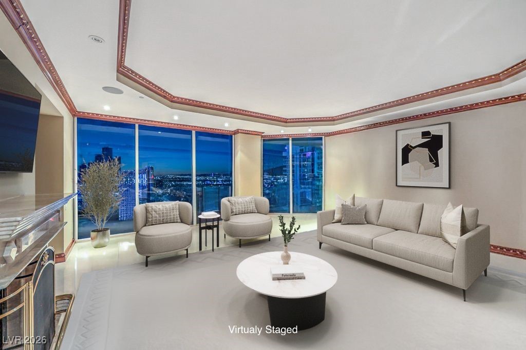 2877 Paradise Road 3302