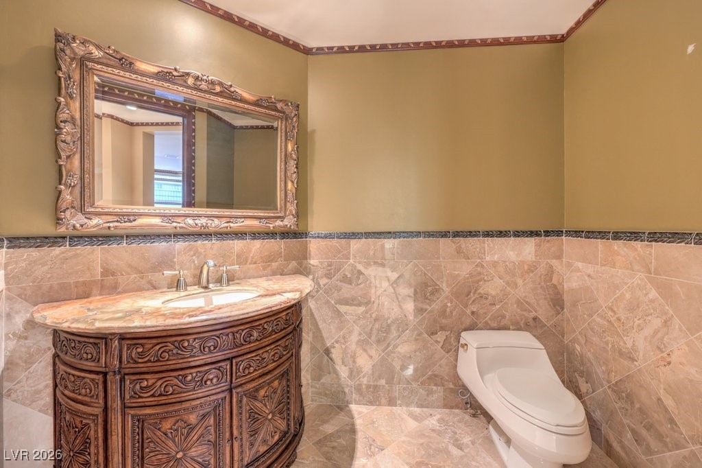 2877 Paradise Road 3302