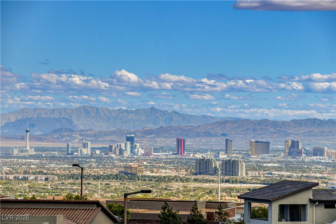 12039 Rockview Point Street