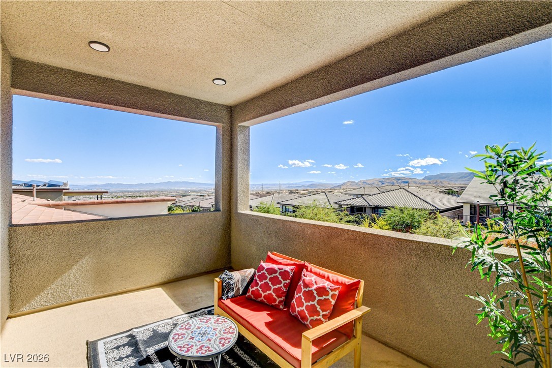 12039 Rockview Point Street