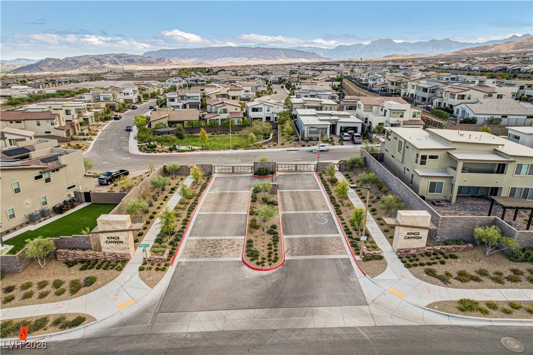 12039 Rockview Point Street