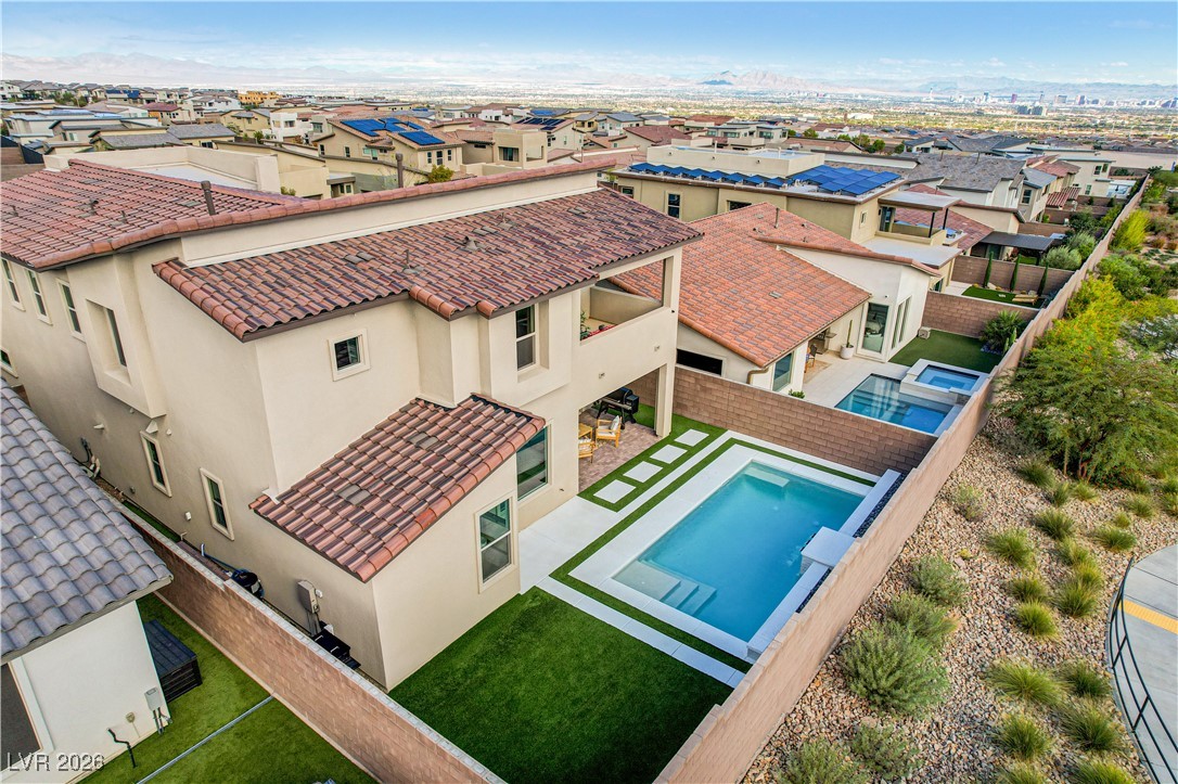 12039 Rockview Point Street