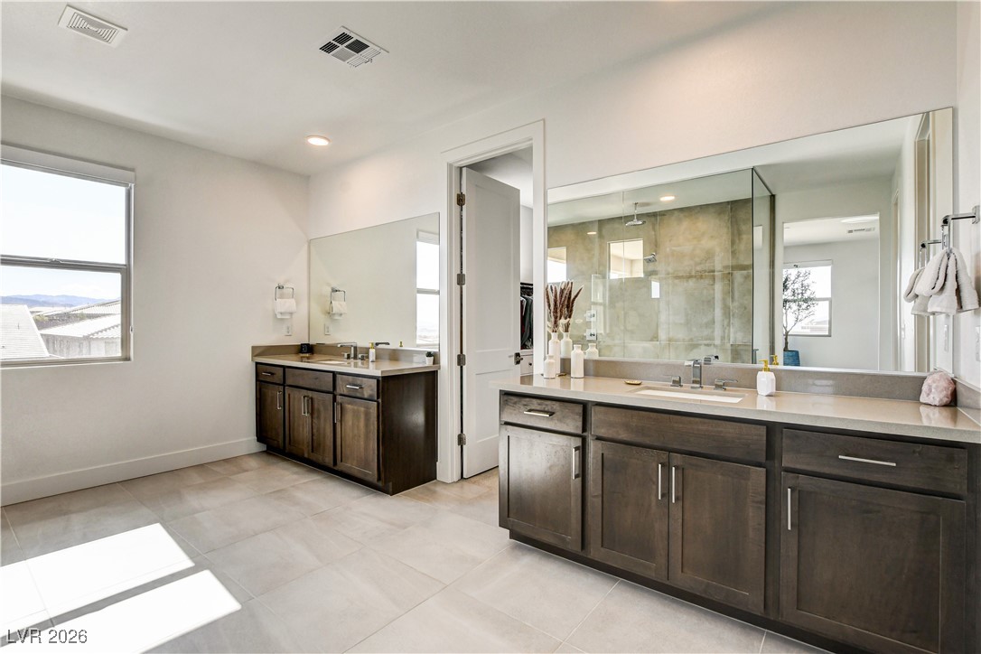 12039 Rockview Point Street