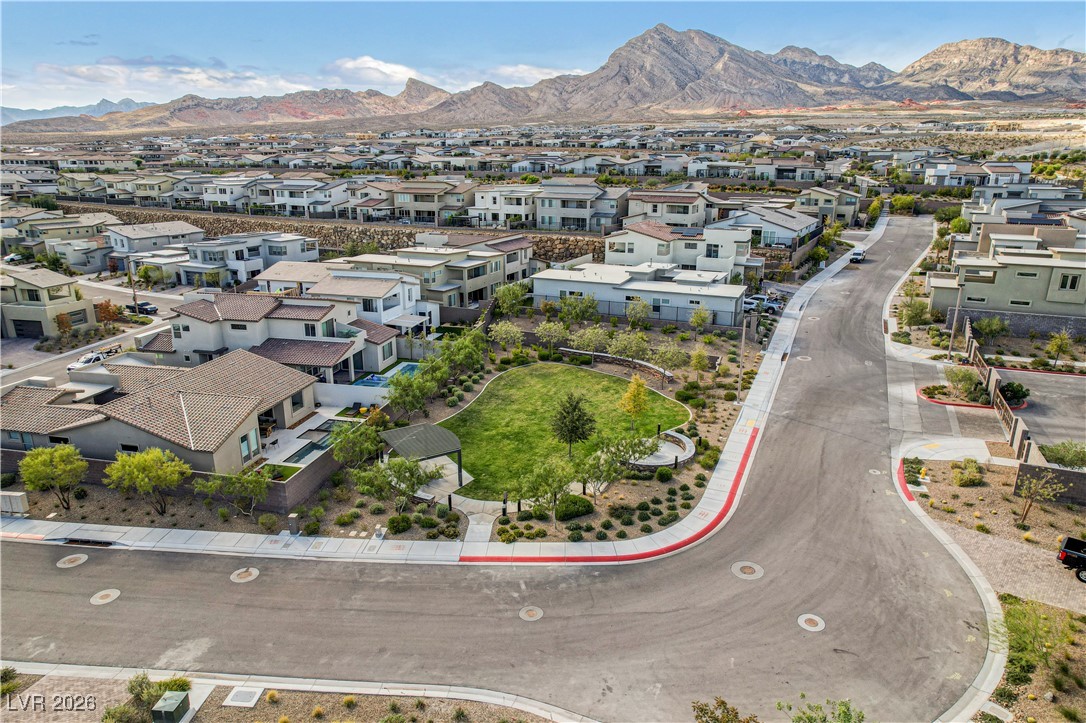 12039 Rockview Point Street