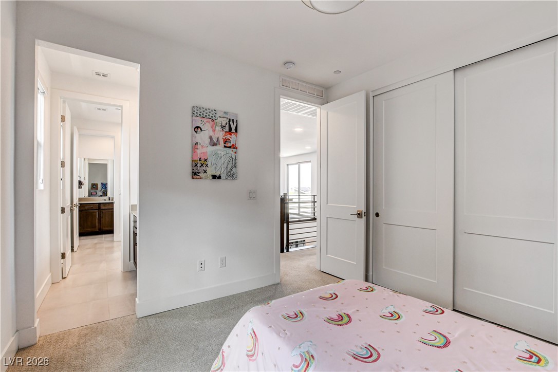 12039 Rockview Point Street