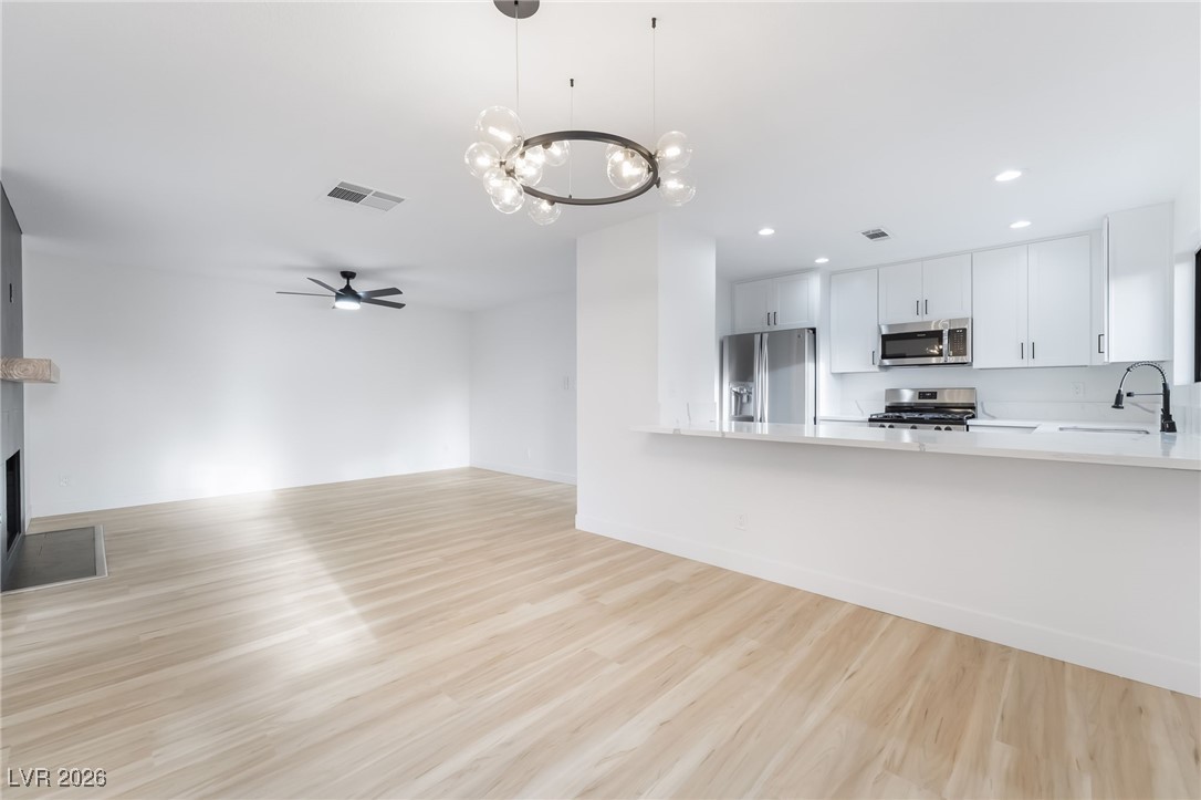 9625 Intercoastal Drive