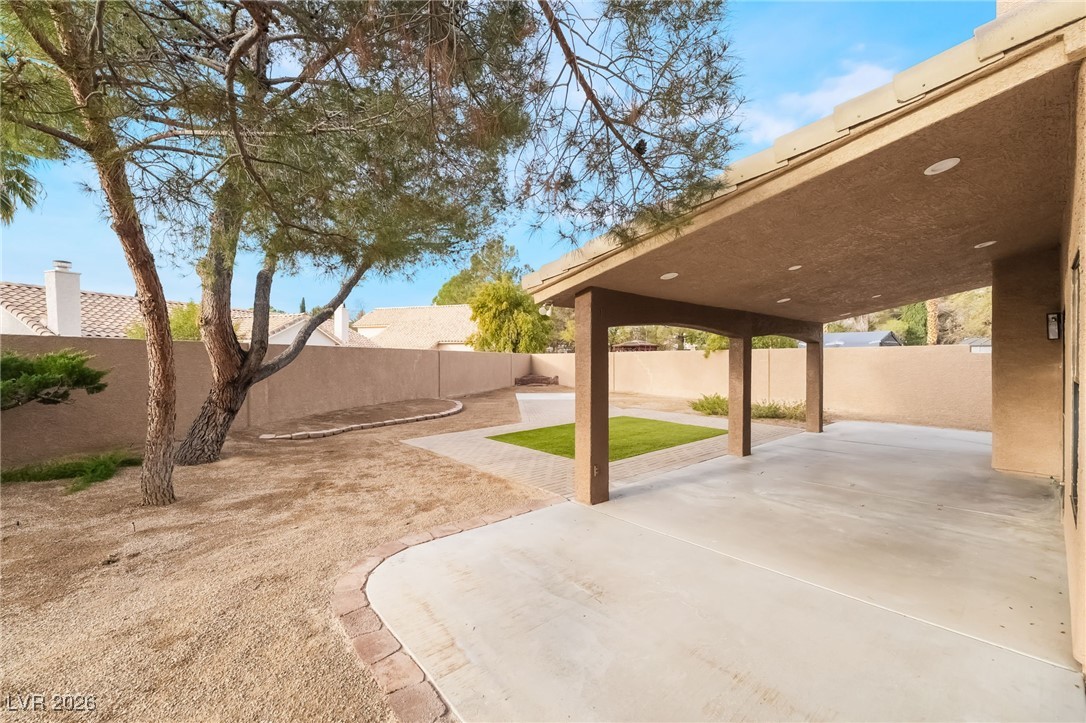 9625 Intercoastal Drive