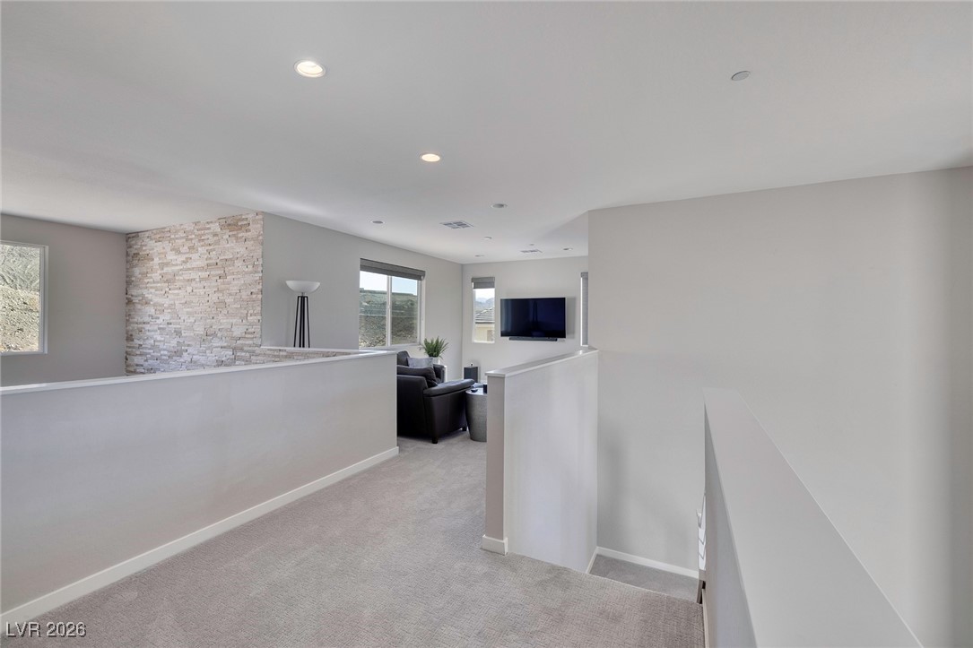 12 Hilltop Crest Street