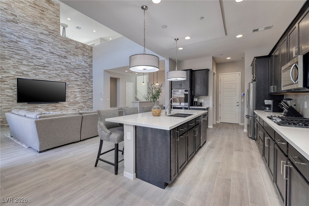 12 Hilltop Crest Street