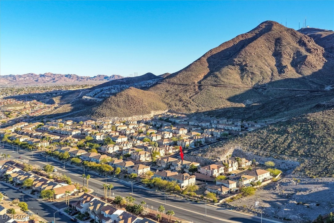 739 Solitude Point Avenue