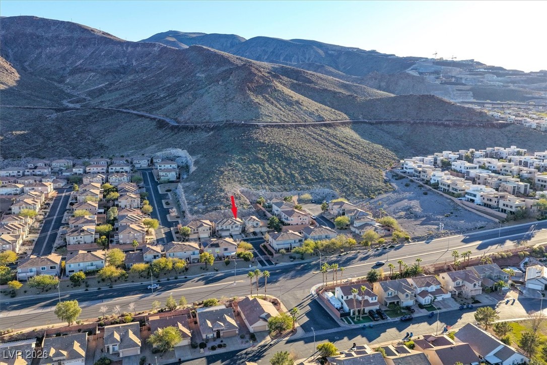 739 Solitude Point Avenue