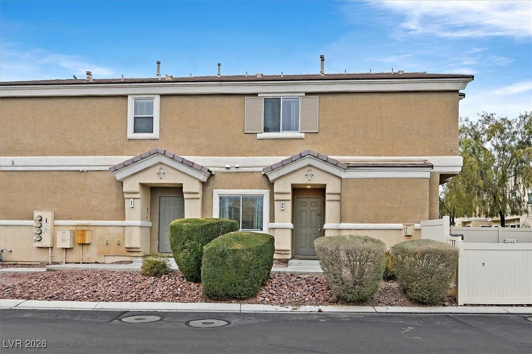 3404 Robust Robin Place 2