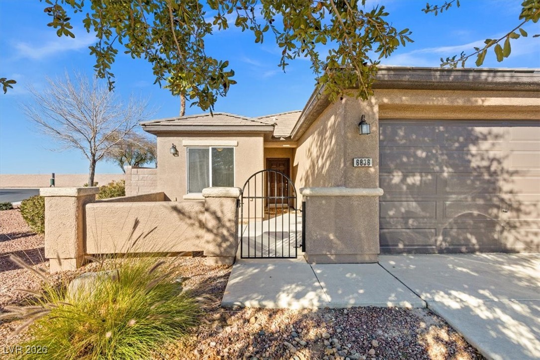 6836 Woodland Vase Court