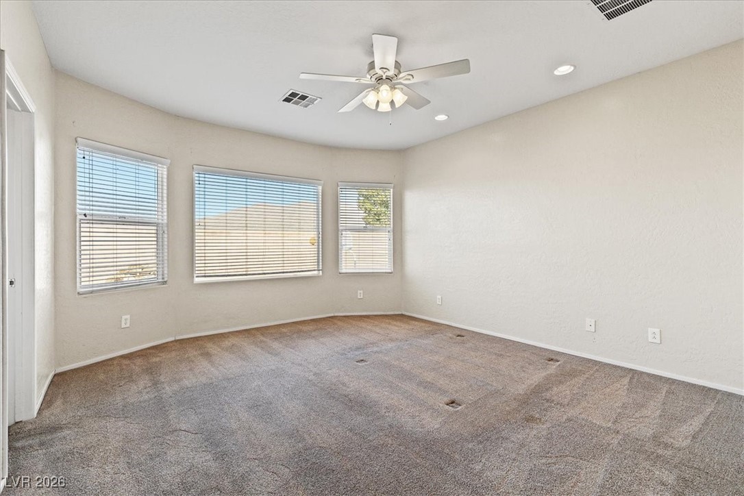 6836 Woodland Vase Court