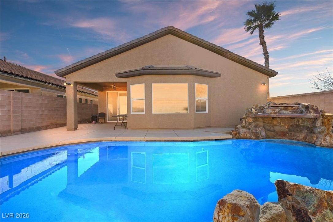 6836 Woodland Vase Court